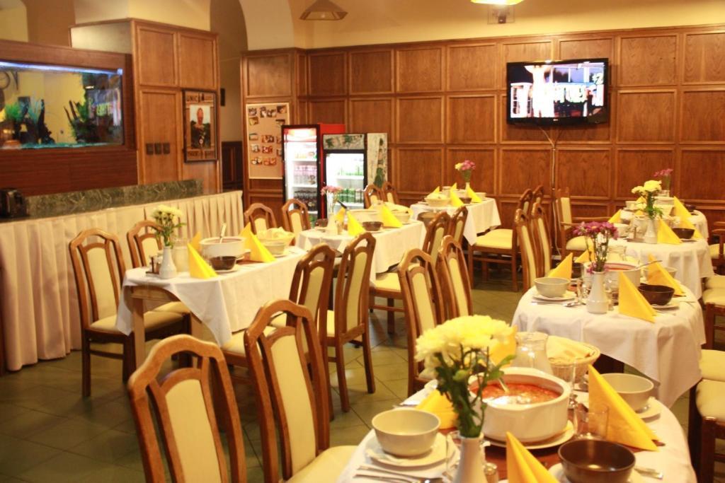 Hotel Omnibusz ブダペスト エクステリア 写真